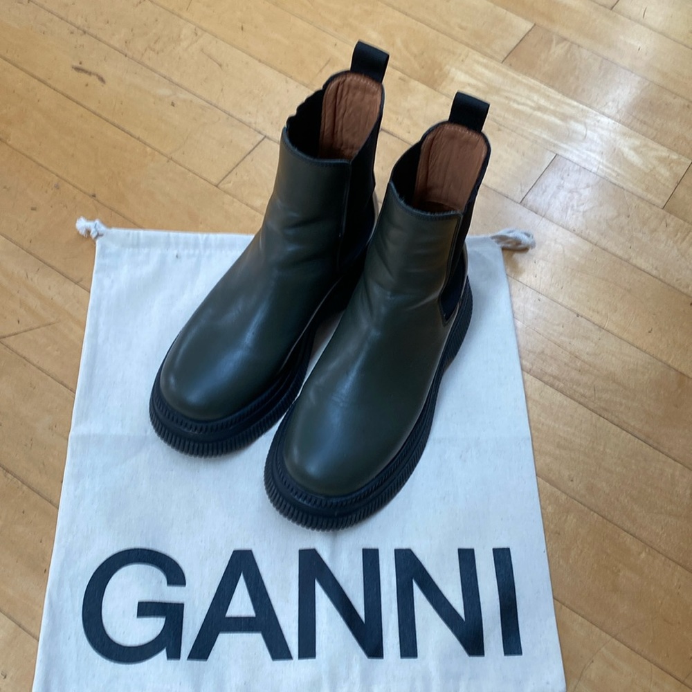 Ganni Chelsea Boots, 8.5, 39, Olive Green